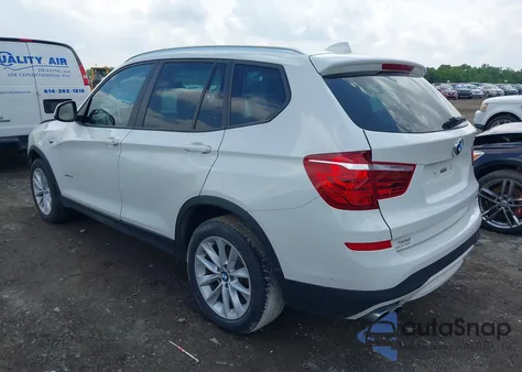 2016 BMW X3 xDrive28I z USA, uszkodzony, nr VIN 5UXWX9C59G0D72238
